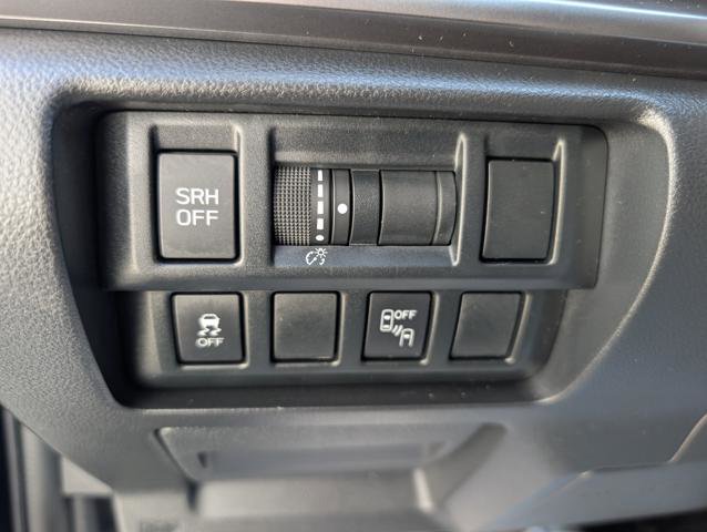 Used 2018 Subaru Crosstrek 2.0i Limited image 12