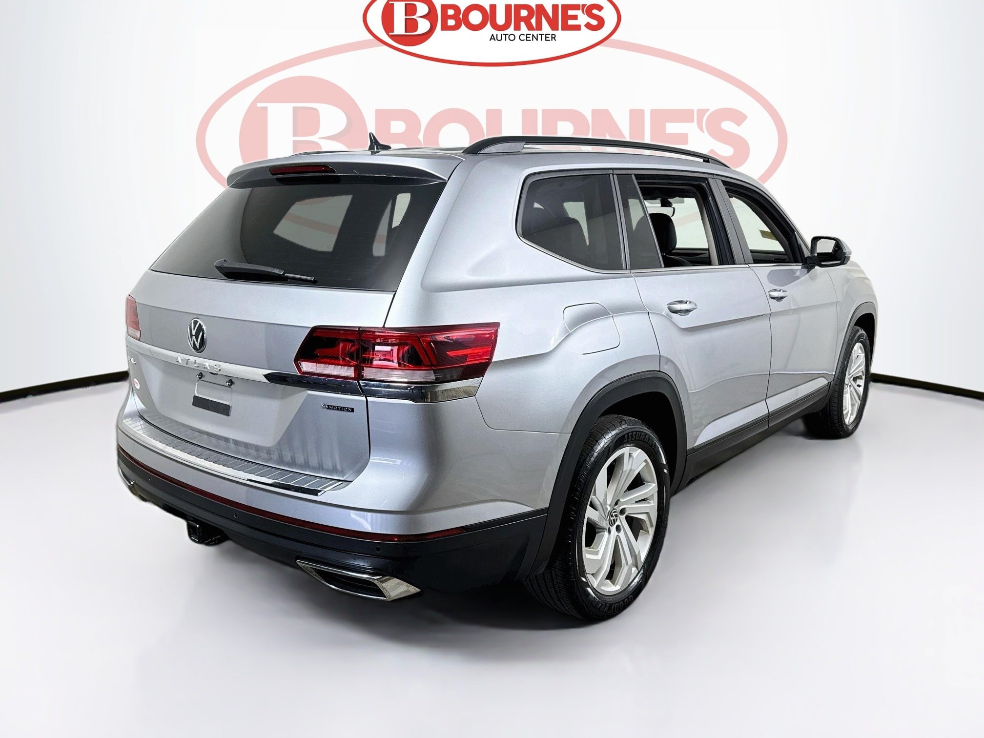 Used 2023 Volkswagen Atlas SE w/ Panoramic Sunroof Package AWD/4WD image 10