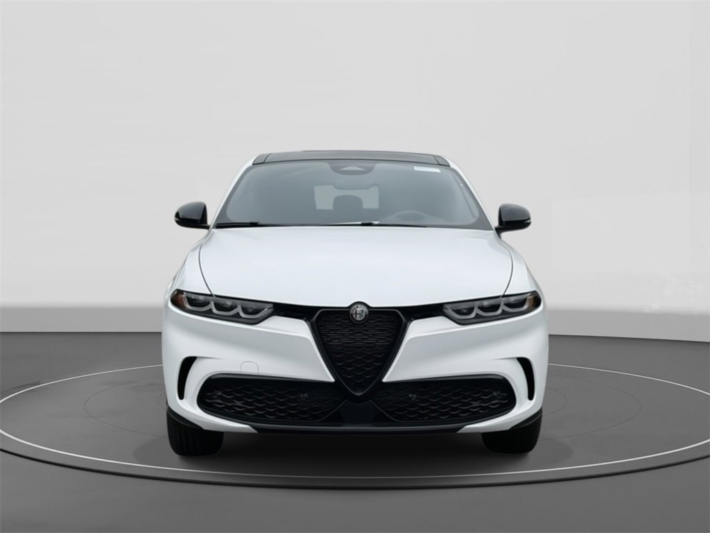 New 2025 Alfa Romeo Tonale w/ Premium Package image 2