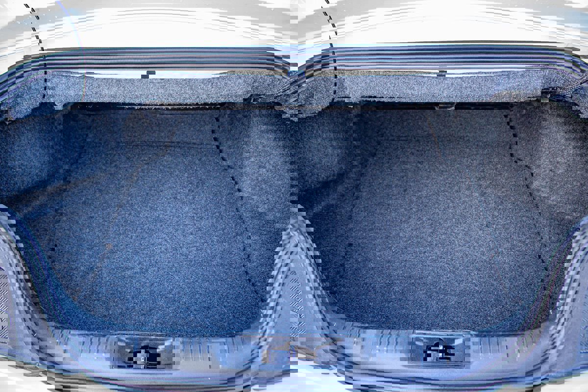 Used 2024 Ford Mustang Premium image 11