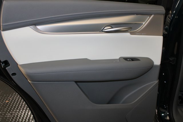 New 2025 Cadillac XT5 Premium Luxury image 11
