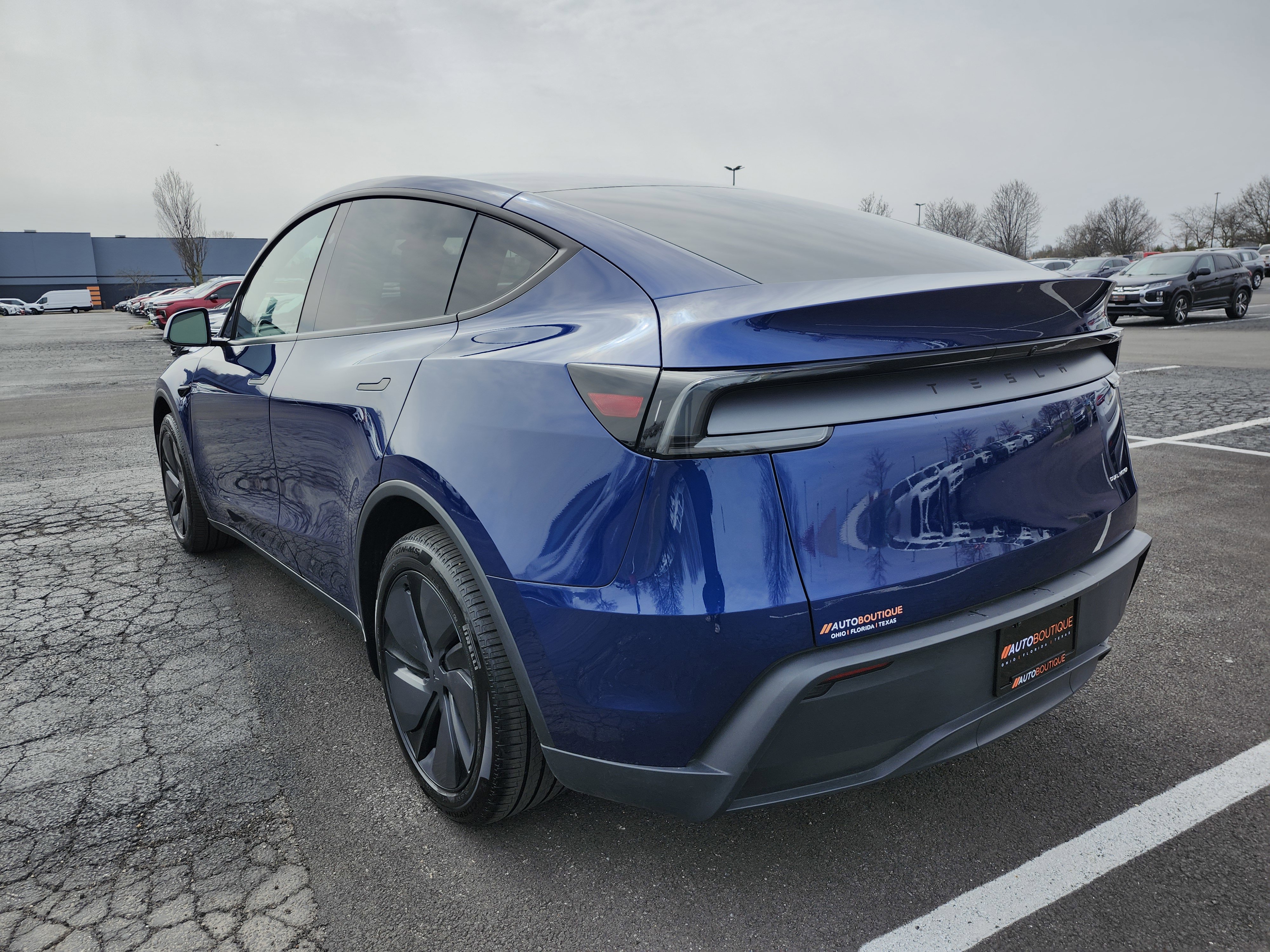 Used 2026 Tesla Model Y Long Range AWD/4WD image 17