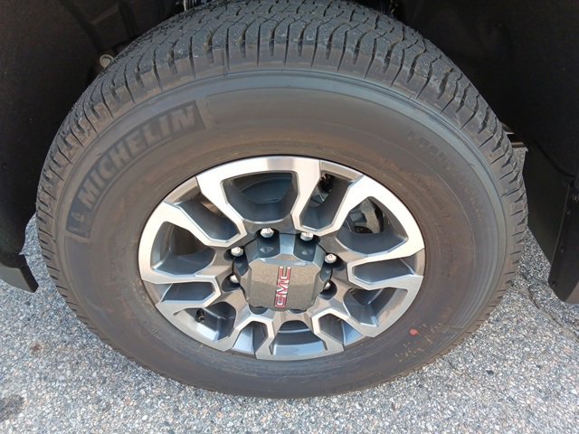 New 2026 GMC Sierra 2500 SLE w/ SLE Value Package; image 5