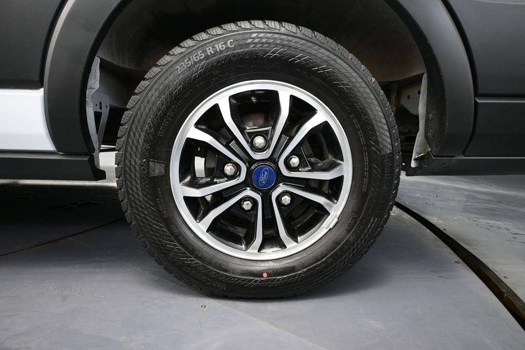 Used 2022 Ford Transit 350 XLT RWD image 9