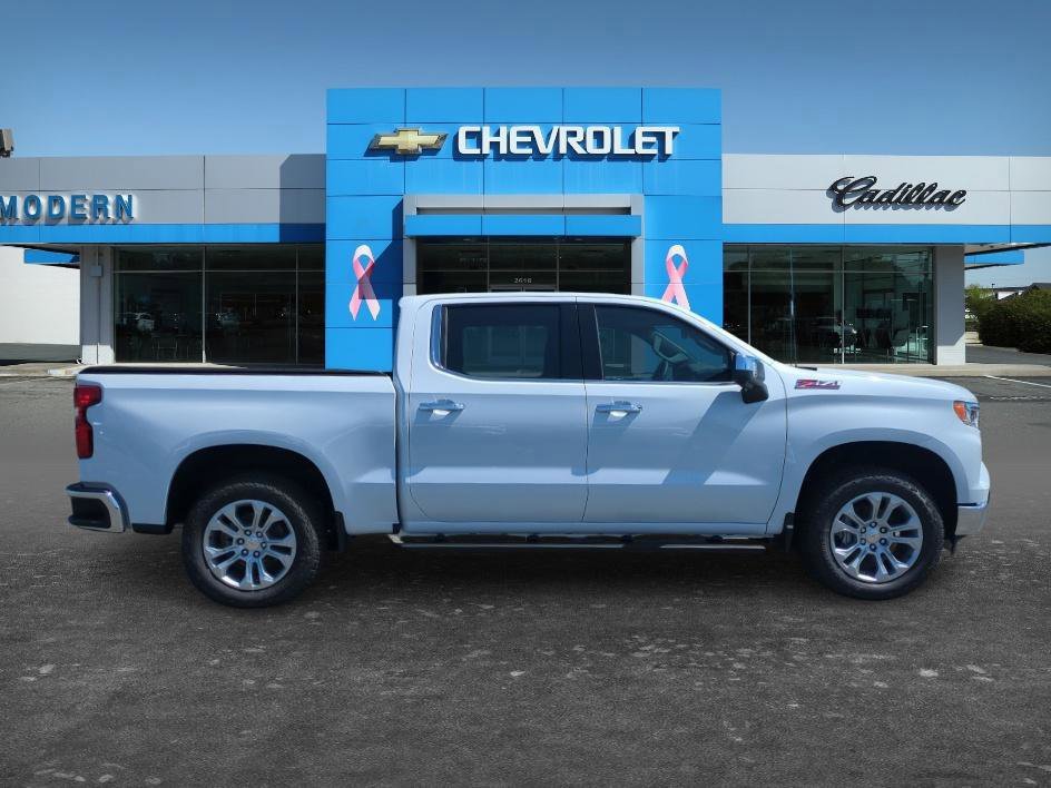 New 2026 Chevrolet Silverado 1500 LTZ w/ LTZ Premium Package AWD/4WD image 4