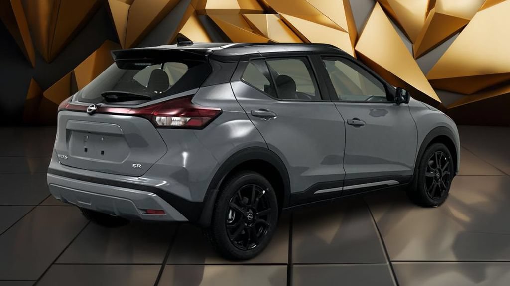 Certified 2024 Nissan Kicks SR FWD image 5