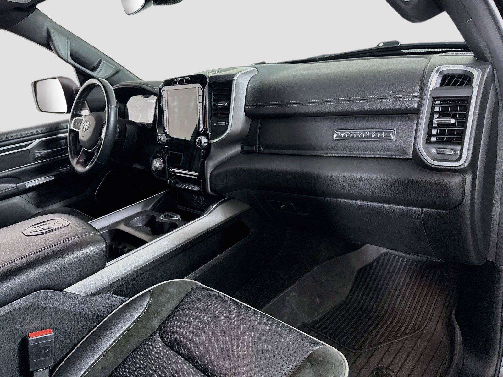 Used 2023 RAM 1500 Laramie AWD/4WD image 21