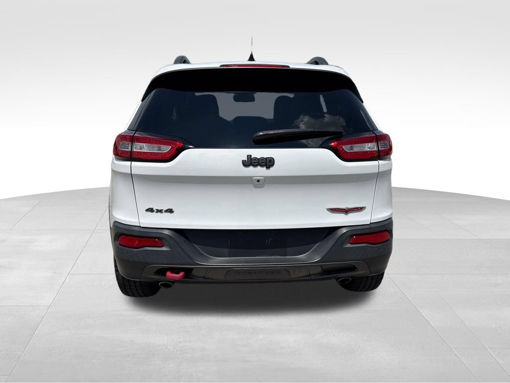 Used 2015 Jeep Cherokee Trailhawk w/ Leather Interior Group AWD/4WD image 5