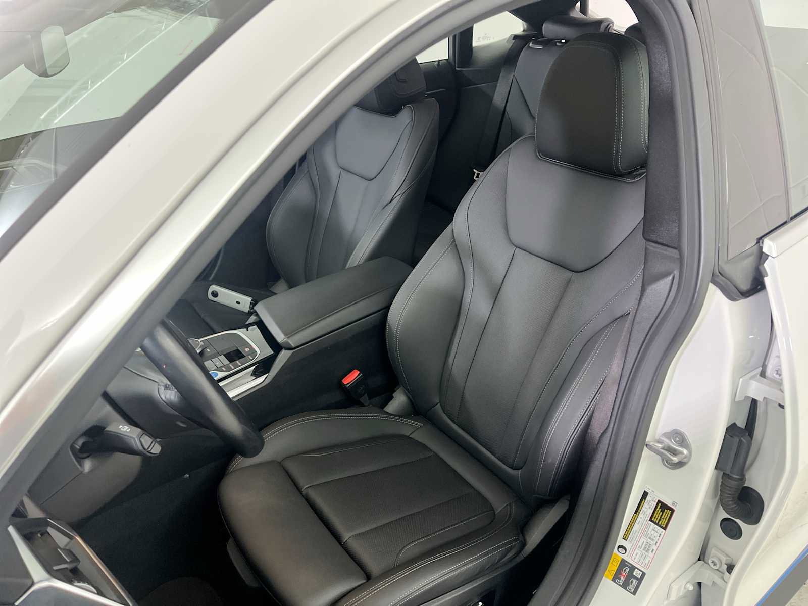 Used 2024 BMW i4 xDrive40i w/ Premium Package image 13