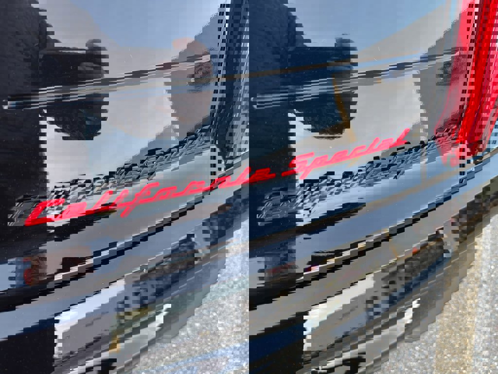 Used 2019 Ford Mustang GT Premium w/ Equipment Group 401A image 5