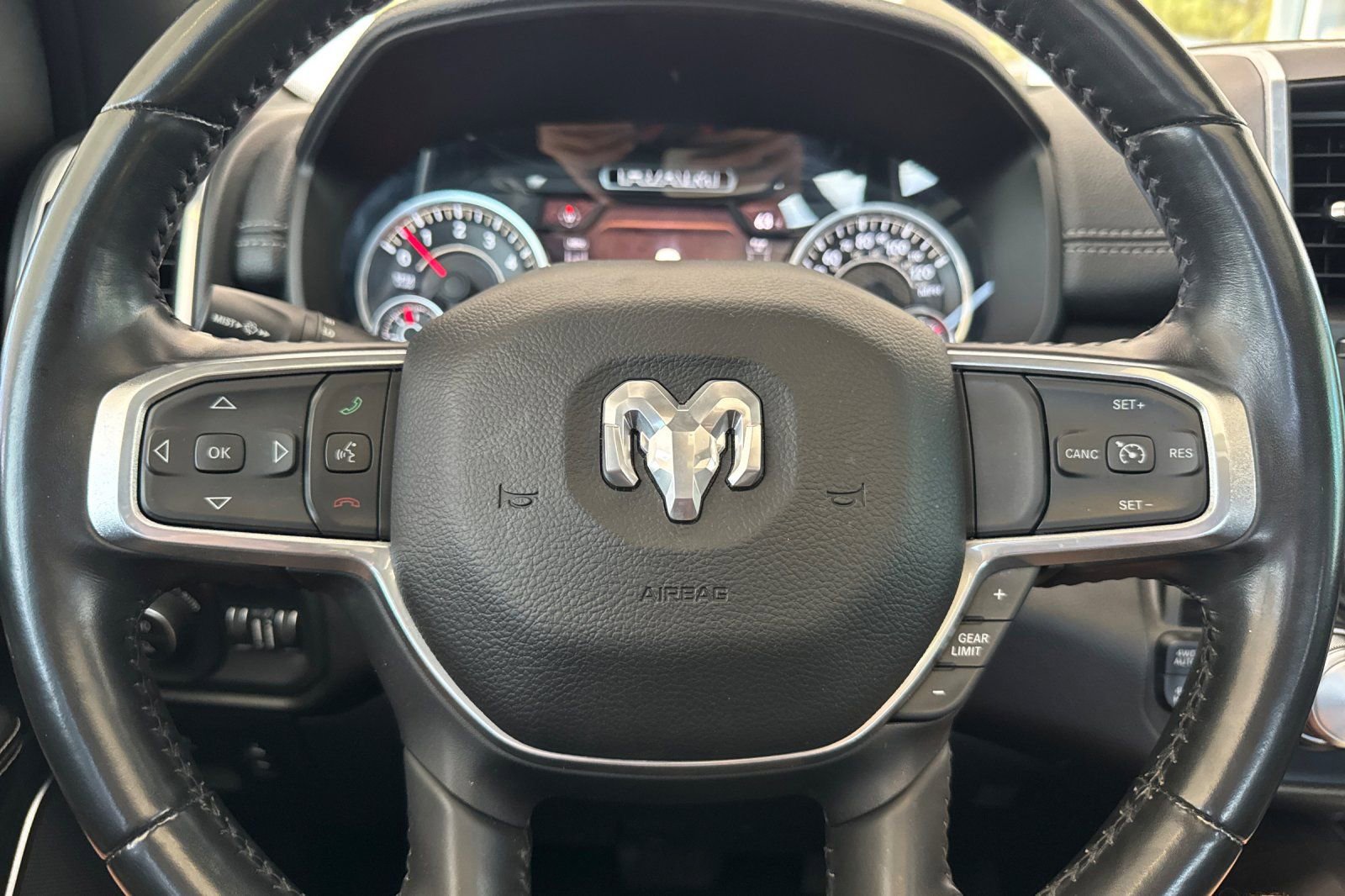 Used 2021 RAM 1500 Laramie AWD/4WD image 35