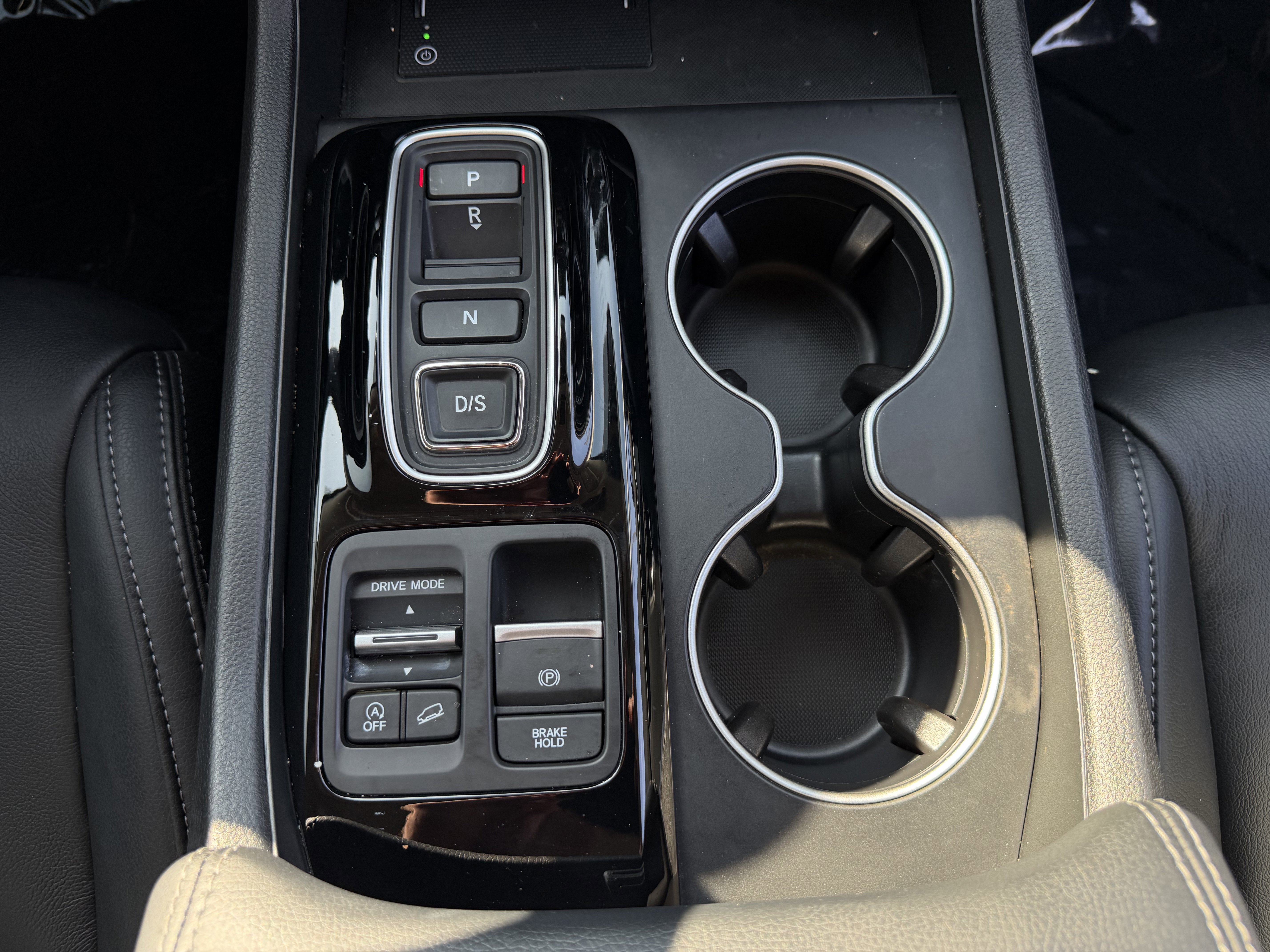 Used 2025 Honda Pilot Touring image 24
