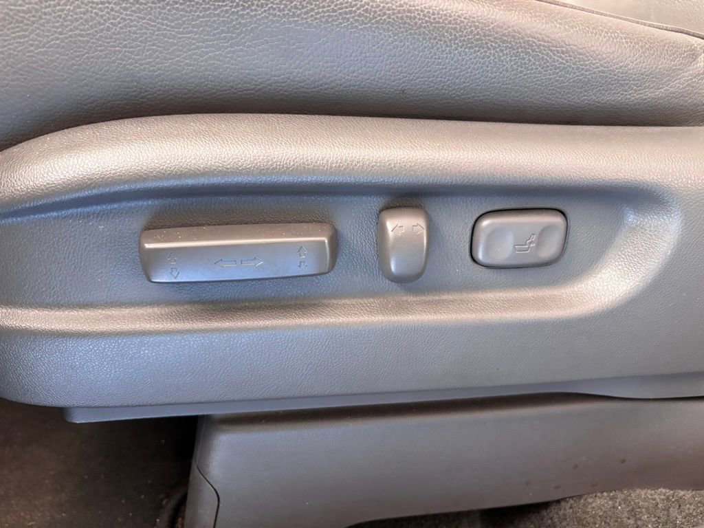 Used 2016 Honda Odyssey Touring Elite image 24