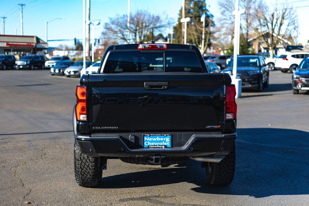 New 2026 Chevrolet Colorado ZR2 w/ Off-Road Front Bumper Package AWD/4WD image 13