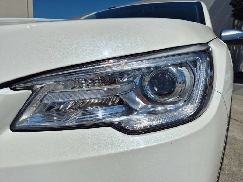 Used 2022 Subaru Ascent Touring image 7