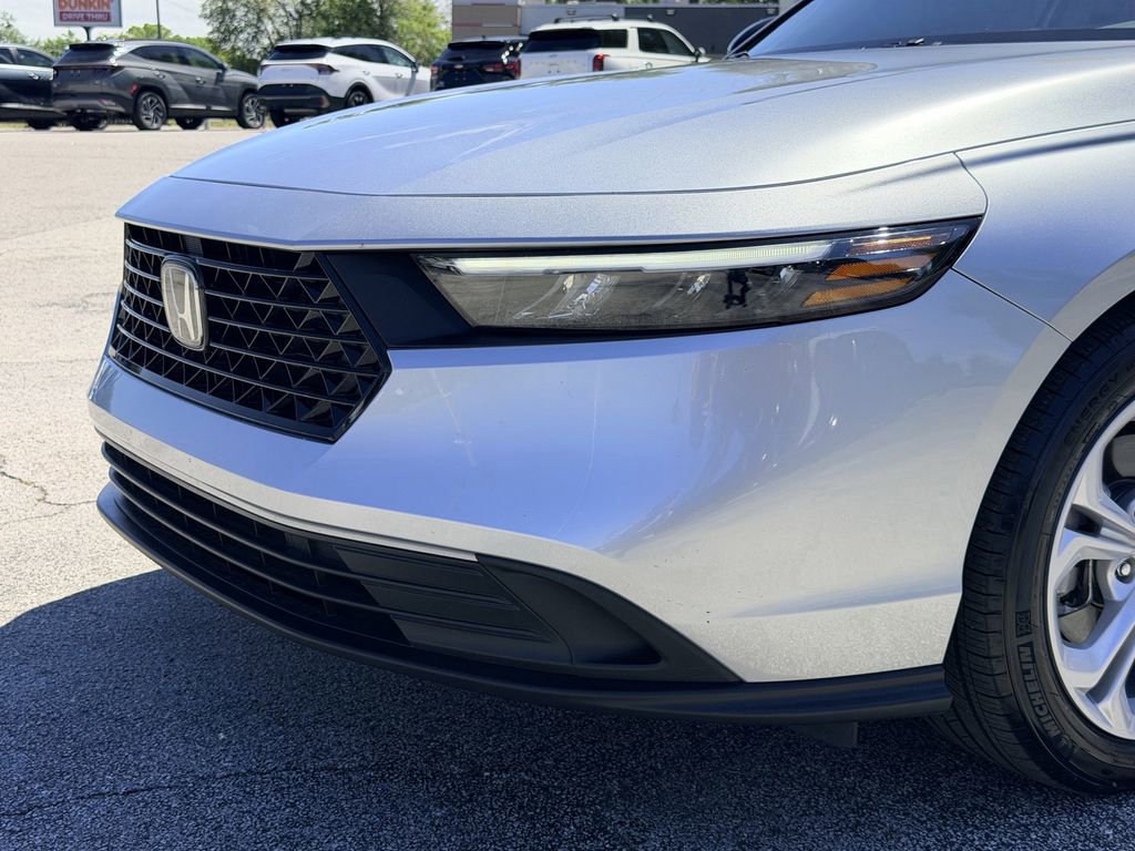 Used 2025 Honda Accord LX image 10