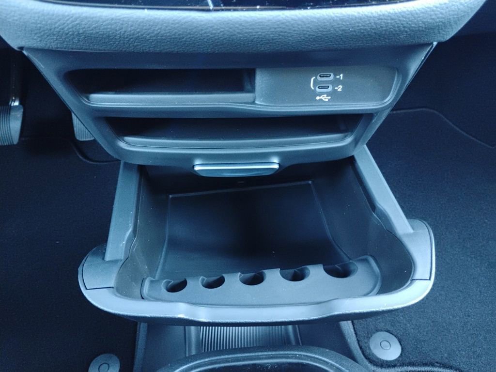 New 2026 Chrysler Pacifica Select image 27