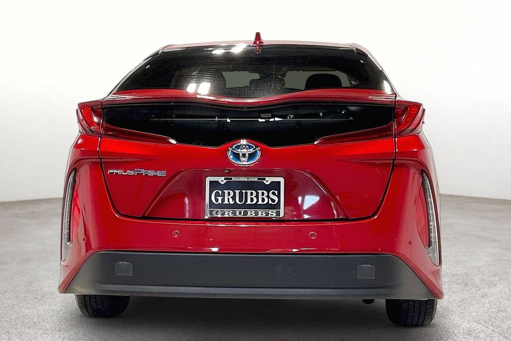 Used 2018 Toyota Prius Prime Advanced FWD image 5