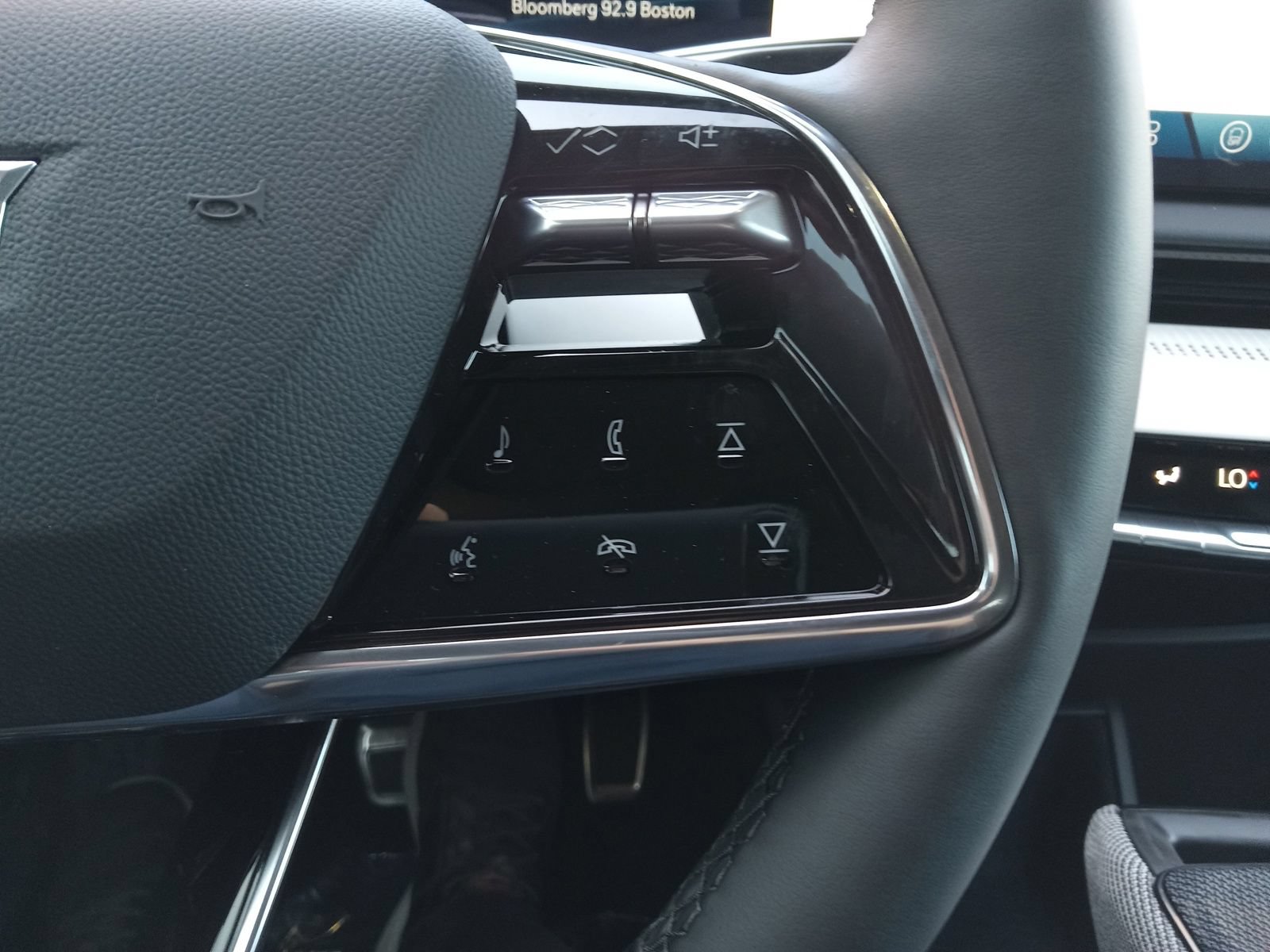New 2027 Cadillac Optiq Premium Luxury AWD/4WD image 20