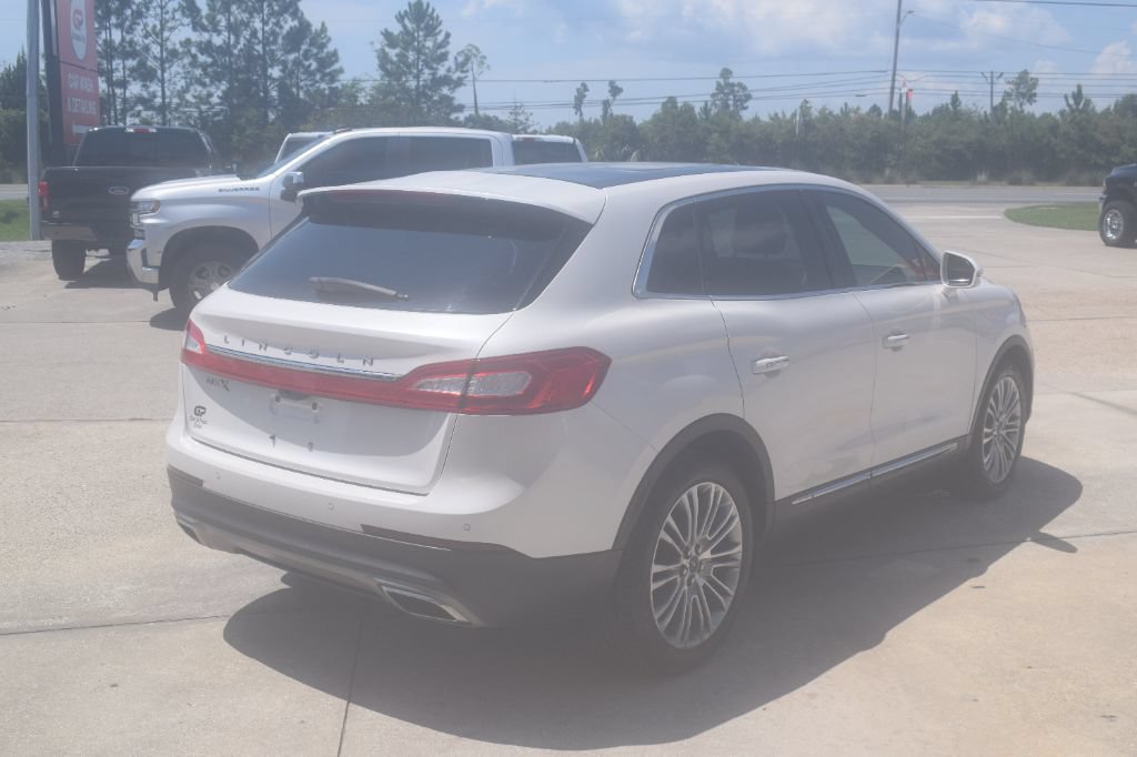 Used 2018 Lincoln MKX Reserve FWD image 4