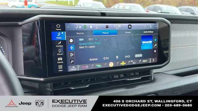 Used 2024 Jeep Wrangler Unlimited w/ Convenience Group AWD/4WD image 14