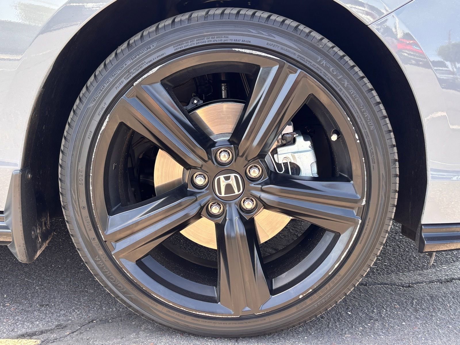 Used 2023 Honda Accord Sport image 11