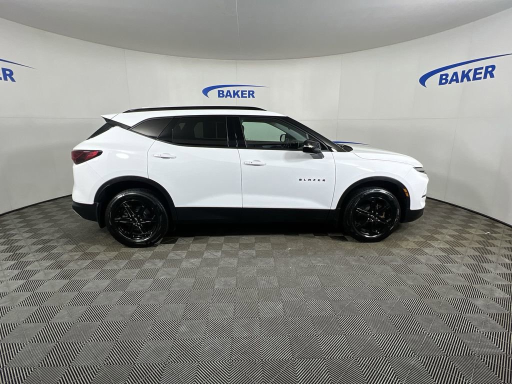 Certified 2024 Chevrolet Blazer LT w/ Midnight/Sport Edition AWD/4WD image 5