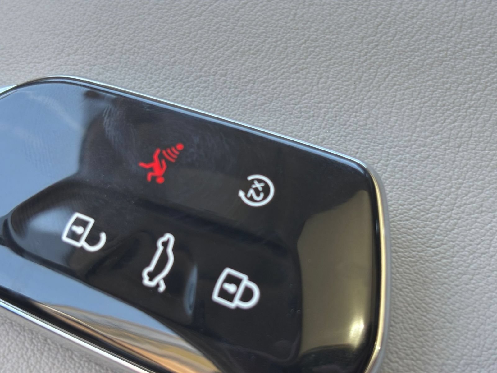 Used 2026 Volkswagen Atlas SE FWD image 26