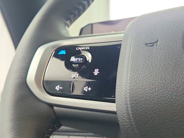 New 2026 Nissan Armada SL w/ Captain's Chari Seat Package image 26