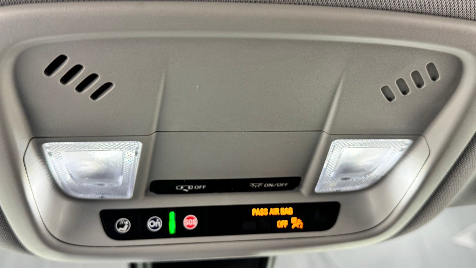 Used 2022 Chevrolet Malibu LT FWD image 27