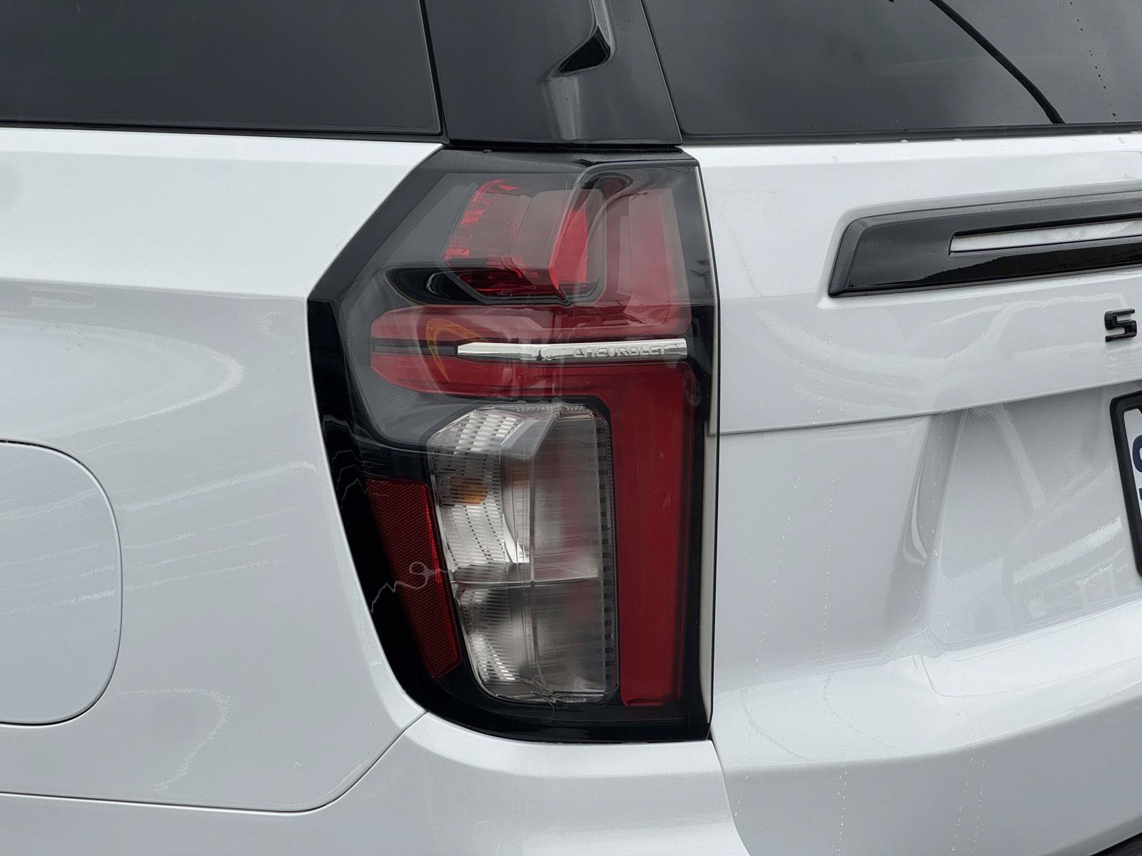 Used 2024 Chevrolet Suburban RST w/ Luxury Package AWD/4WD image 30