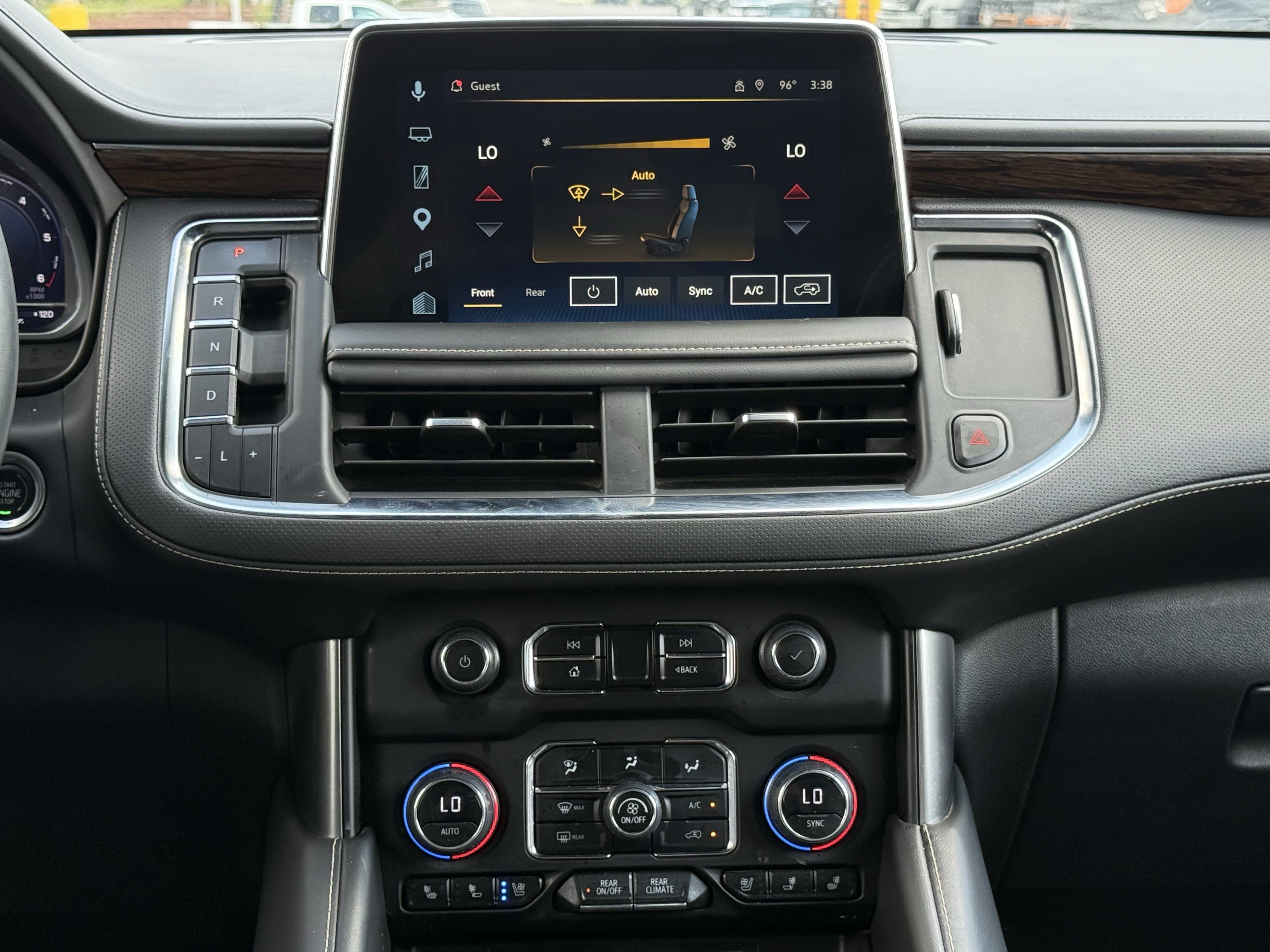 Used 2023 Chevrolet Tahoe Premier RWD image 31