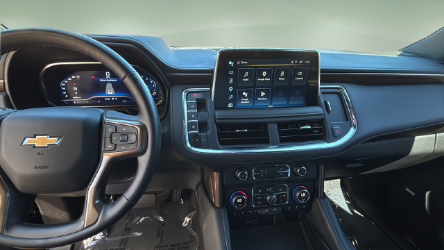 Used 2024 Chevrolet Tahoe High Country AWD/4WD image 11