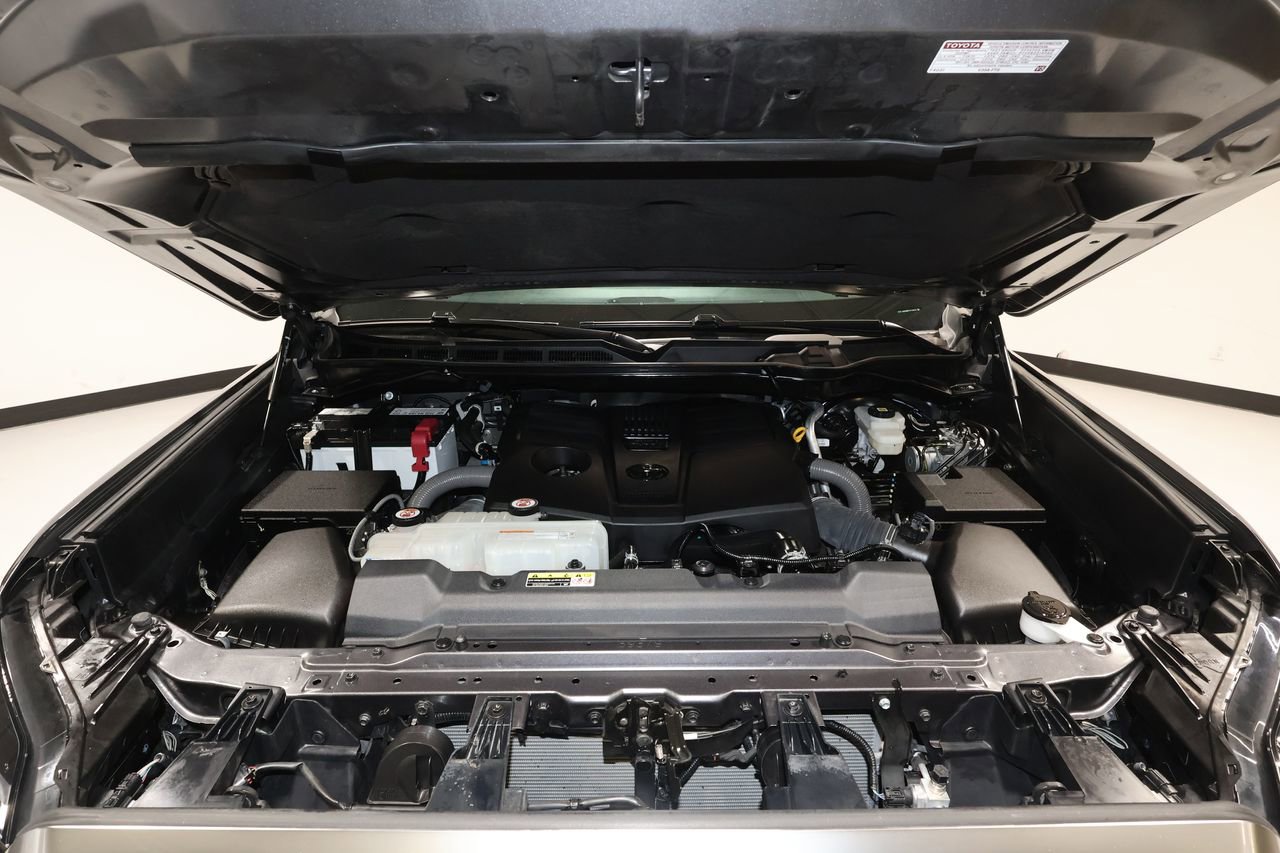 Used 2023 Toyota Tundra Limited image 31