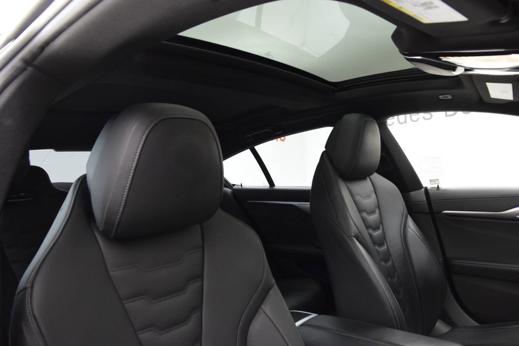 Used 2025 BMW M850i xDrive image 18