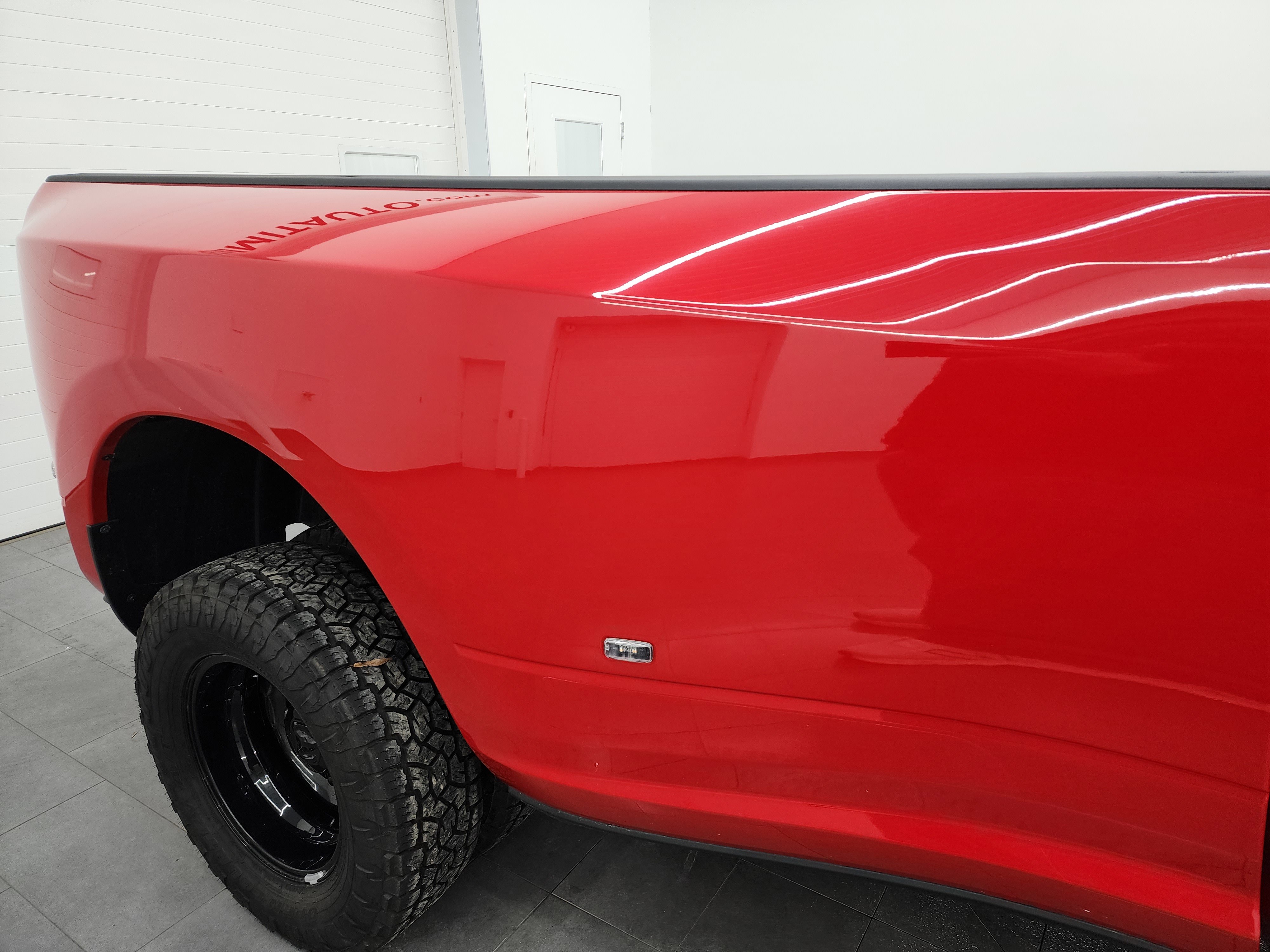 Used 2023 RAM 3500 Laramie image 29