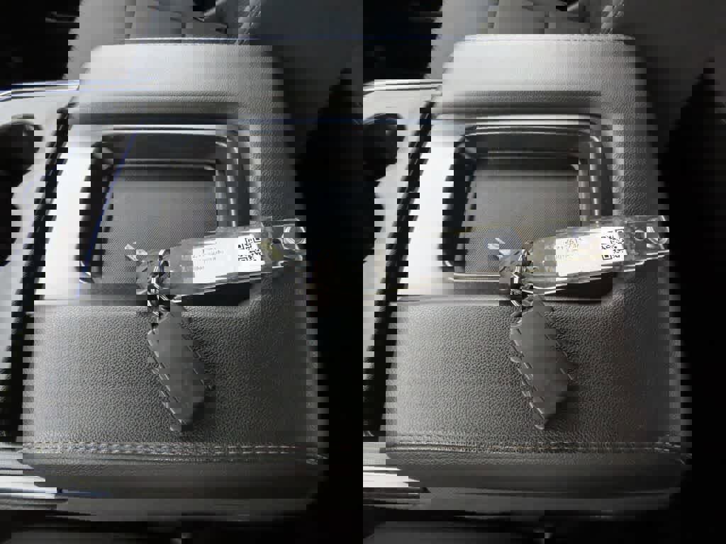 Used 2018 Chevrolet Silverado 1500 LT w/ All Star Edition image 25