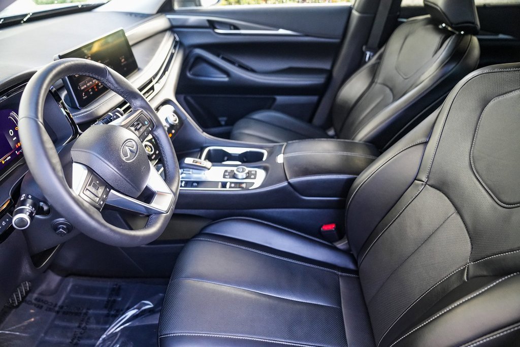 Certified 2023 INFINITI QX60 Luxe w/ Cargo Package image 17