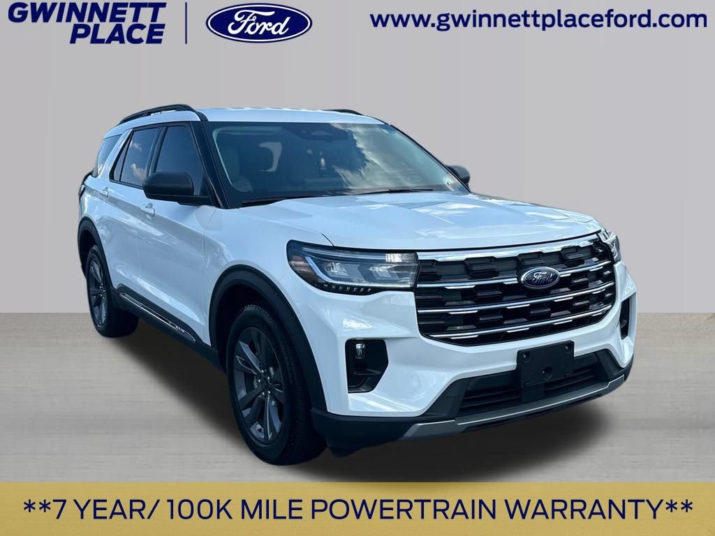 Used 2025 Ford Explorer Active w/ Active Comfort Package AWD/4WD image 3