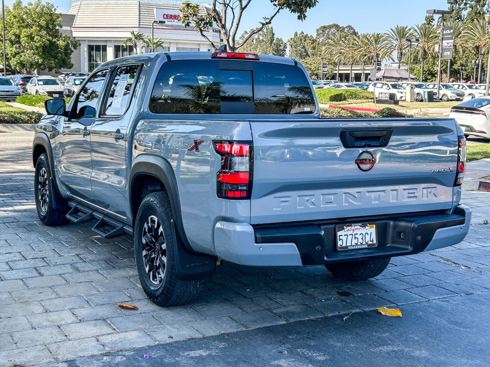 Used 2023 Nissan Frontier Pro-X w/ Pro Convenience Package RWD image 8