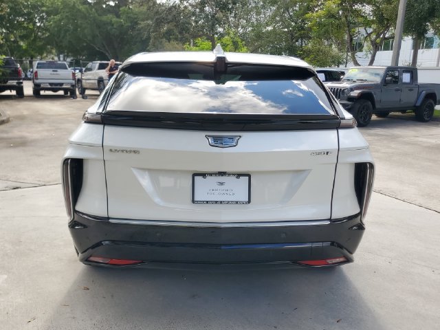 Used 2024 Cadillac Lyriq Tech RWD image 3