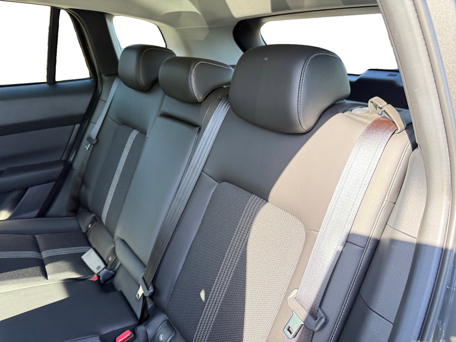 Certified 2025 MAZDA CX-50 AWD 2.5 S w/ Weather Package image 16