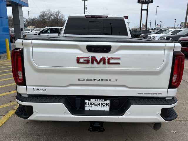 Used 2023 GMC Sierra 3500 Denali image 4