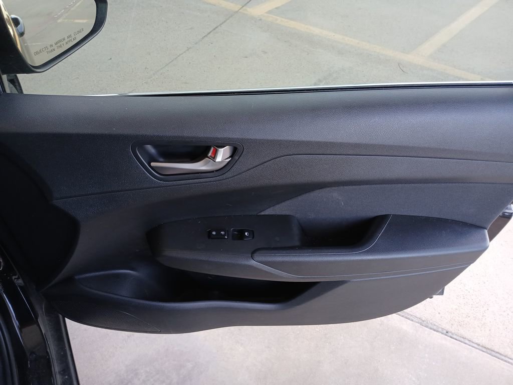 Used 2020 Hyundai Accent SEL image 20