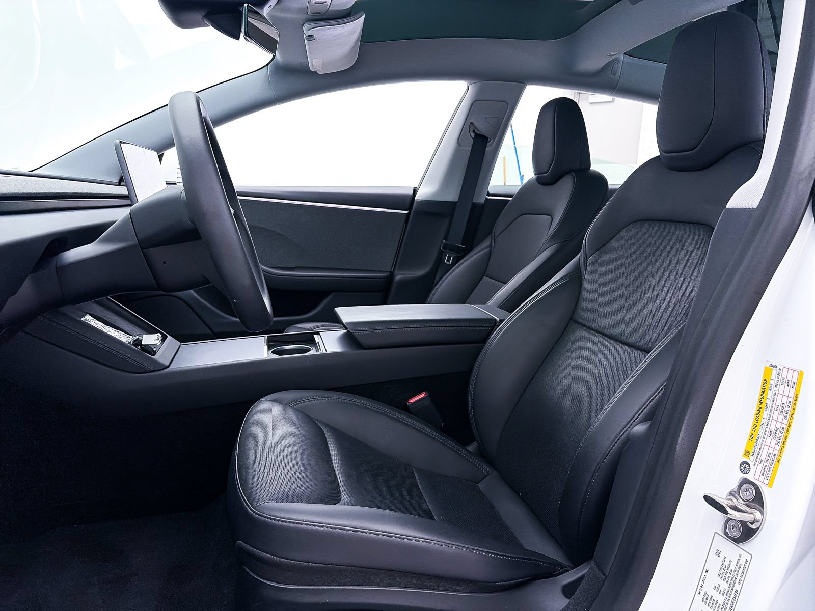 Used 2024 Tesla Model 3 Standard Range RWD image 19