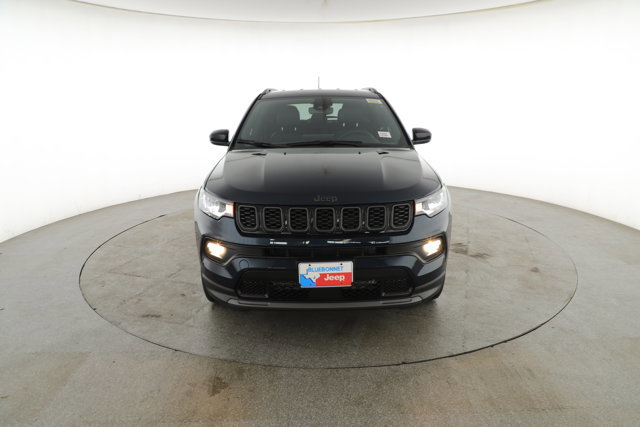 New 2026 Jeep Compass Latitude image 2