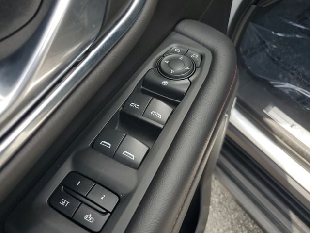 Used 2021 Chevrolet Suburban RST AWD/4WD image 22