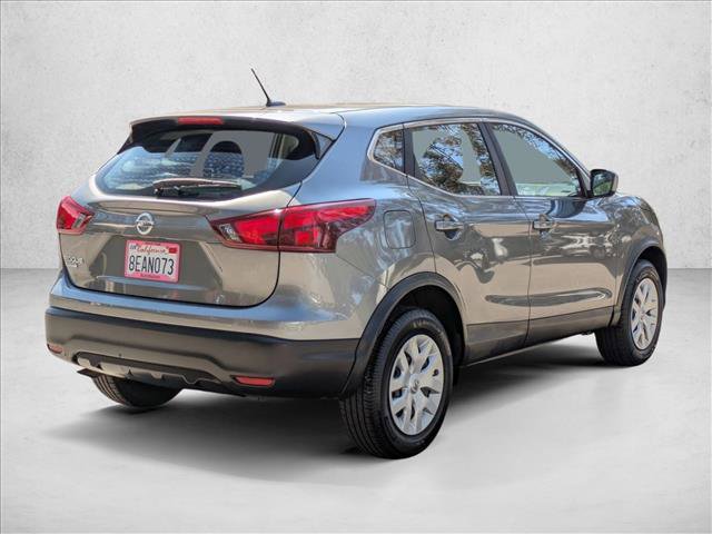 Used 2018 Nissan Rogue Sport S image 5