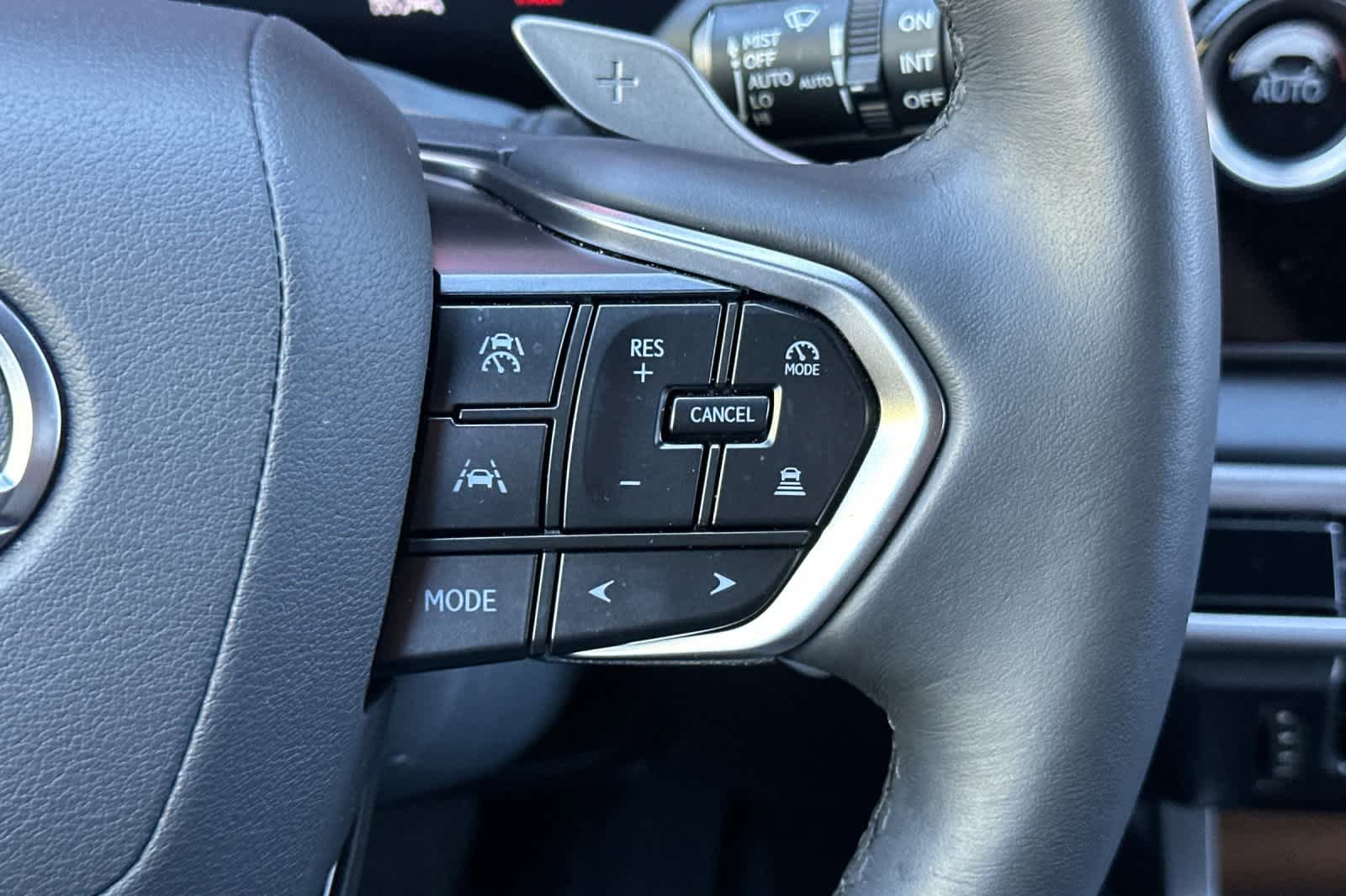 Used 2025 Lexus RX 350 AWD w/ Technology Package image 27