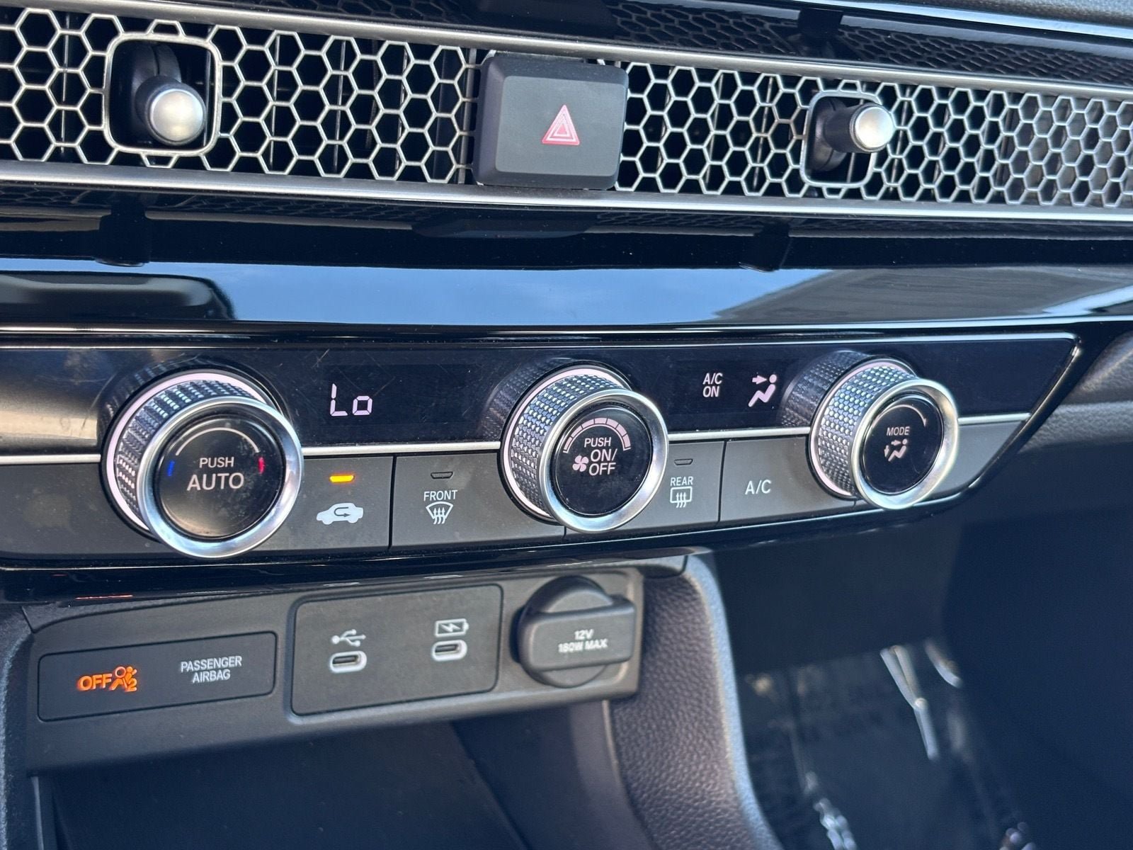 Certified 2025 Honda Civic LX image 30